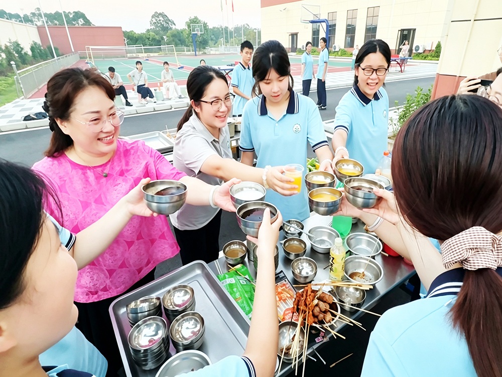 日照厌学少年成长机构怎么联系？家长实地走访指南
